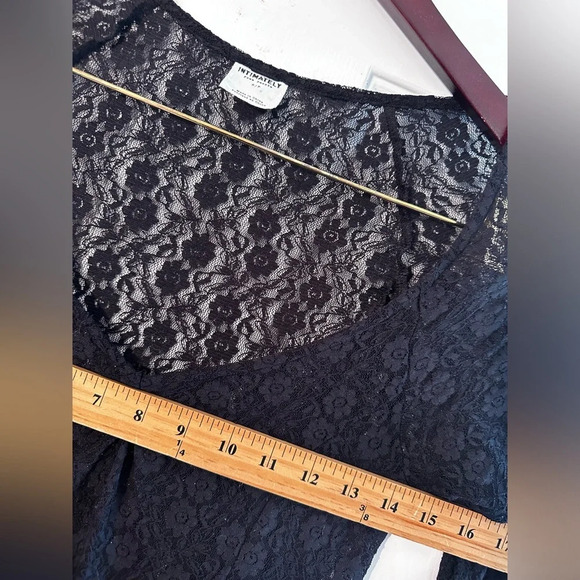 INTIMATELY FREE PEOPLE Black ALLURING Floral Lace Asymmetric Hem Skater SM Dress - Picture 8 of 10